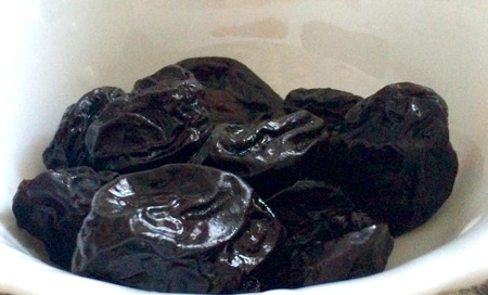 Why is prune juice such a good laxative?